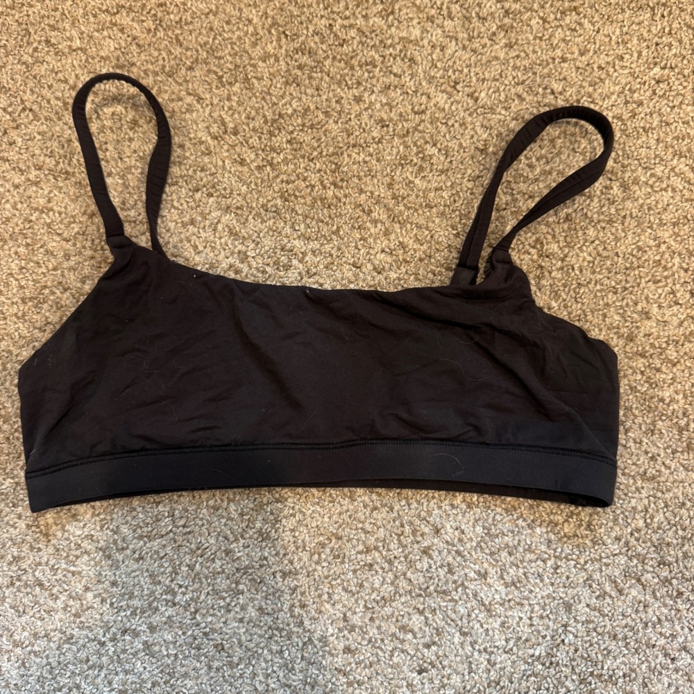 SKIMS Bralette Onyx Black Scoop Neck Wireless Bra Size S